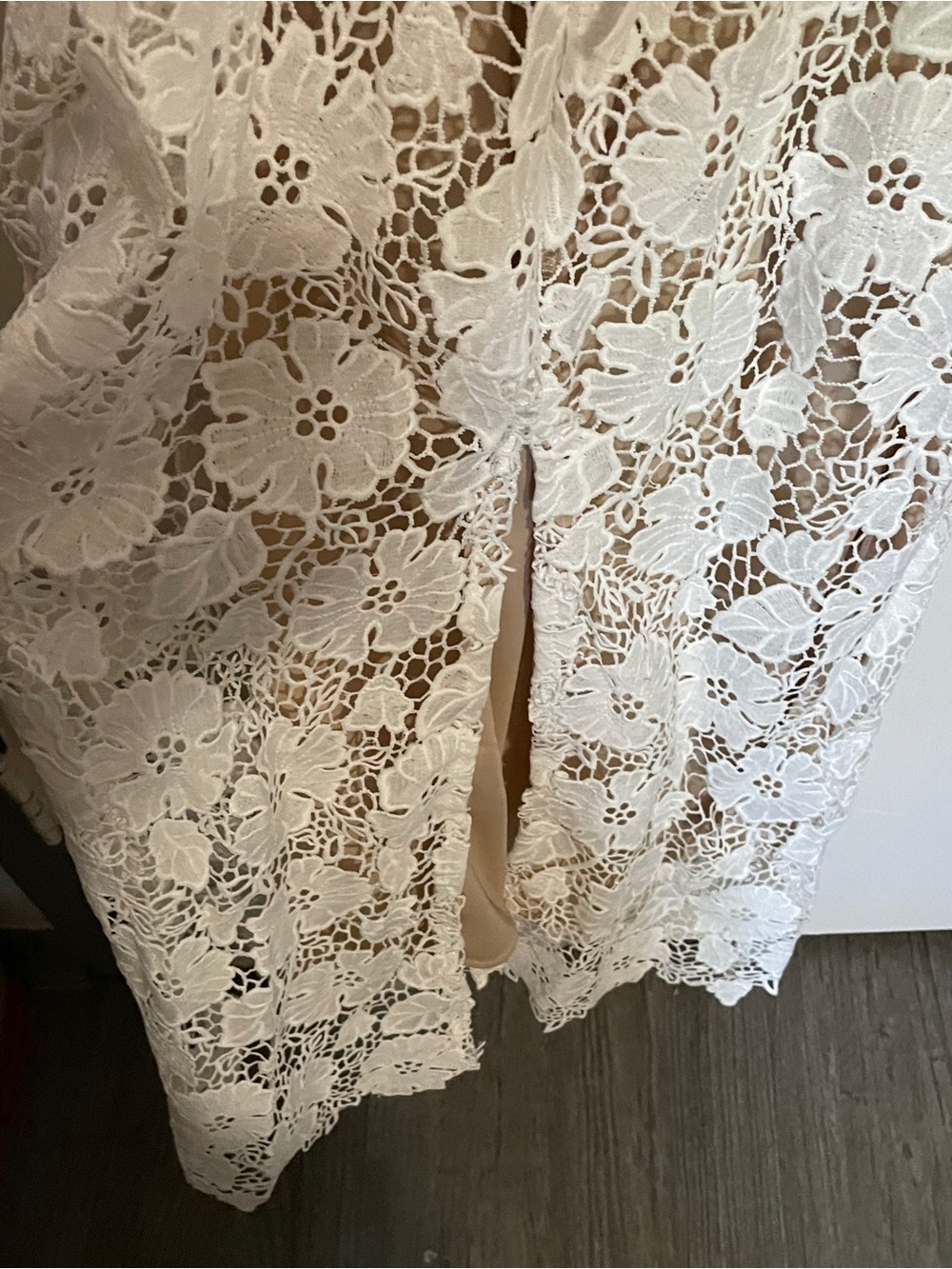 New, Amazon White Lace Overlay beige Slip Womens Dress size M maxi, form fitting - Picture 5 of 10